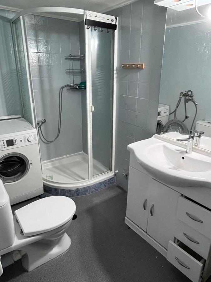 Laokoon-λαοκοων With Balkony, Apartment